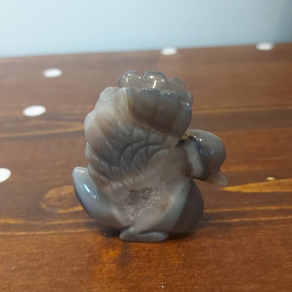 Gorgeous Gray Agate & Druzy Swan - Picture 7 of 11